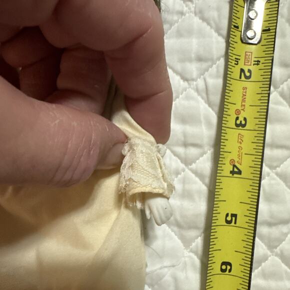 Small porcelain doll 8 Inch - Picture 4 of 8